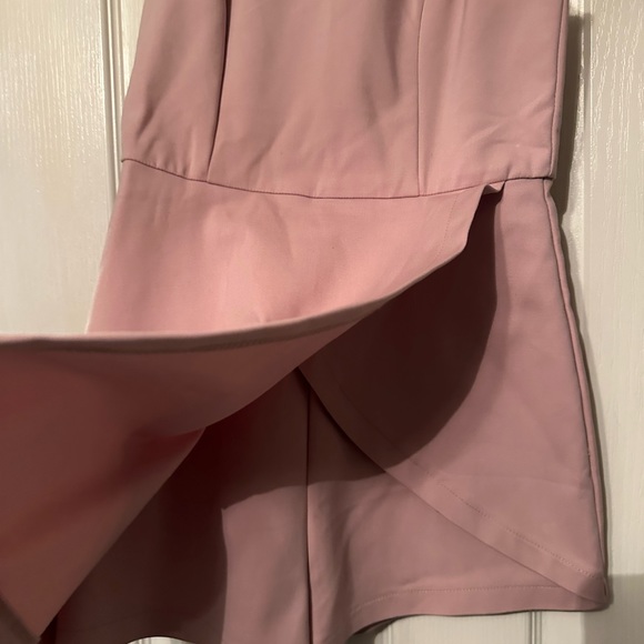 Pink luvalot made in Australia romper spaghetti straps is 2 aus 6 - Picture 2 of 4